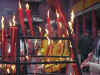 143-Ed-votive-candles.jpg (72381 bytes)